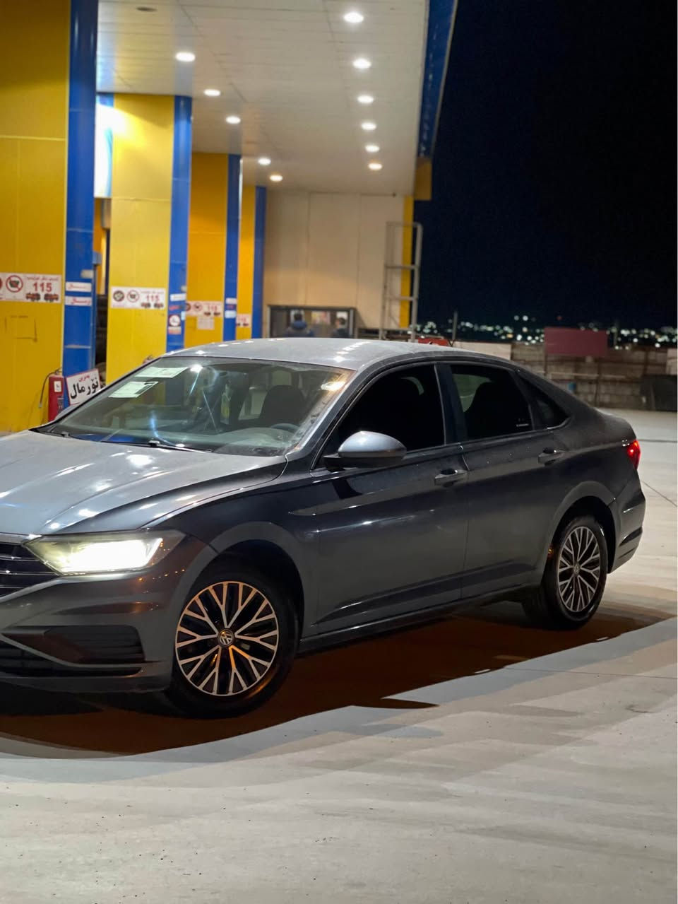 فولکسواگن جیتا ٢٠١٩
گێر و مەکینەی بە شەرتە
تەنها گێر حادی 
رادێتەری بیلادە بە شەرتی حەماوەیە
تەحدید سورعه
برێک بەسمە 
یەک پارچەی بۆیاخە ئەویش بۆنیت بێ ژۆرێ 
ئیرباگ سوکان  سیستەمە
نرخی ١٠٩ مەجالەکی زۆر کەم
ژمارە مۆبایل ***********
تکایە موشتەری تێل بکە سەرمان مەیێشێنە
جوابی نامە نادرێتەوە أربيل, العراق
