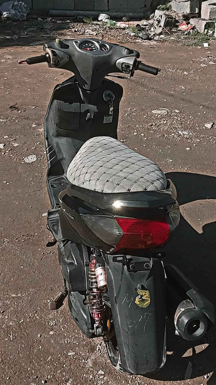 دراجه سكنوز للبيع دراجه حلوه ونظيفه كل شيء ما بيها اي عطل ما بيها تاخذها قبل ايدكعدراجه شعاره 550 مكاني 7 نيسان ***********
