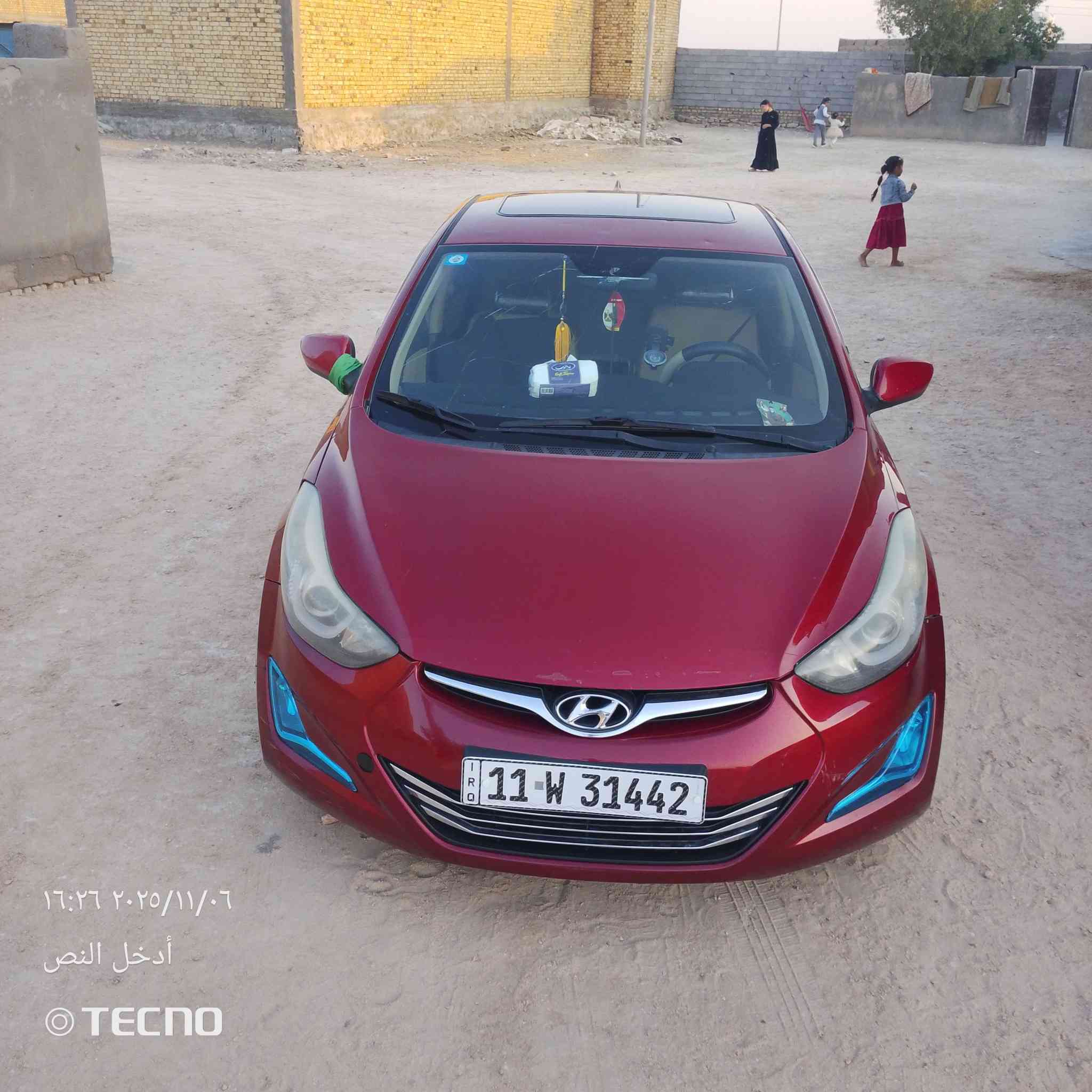 السلام عليكم
الانترا نص فول مواصفات محرك 1800 دوش 
شاشه 
تحكم ستيرن 
حداديه 50 ٪ 
تخم تاير جديد 
تبريد شغال
سياره حره باسمي 
رقم للاتصال أو مراسل ***********
بيع فقط 
السياره جاملغ ولبنيد  نفسهن بدون تبديل 
السعر خاص 
المو شراي لا يتعبني
