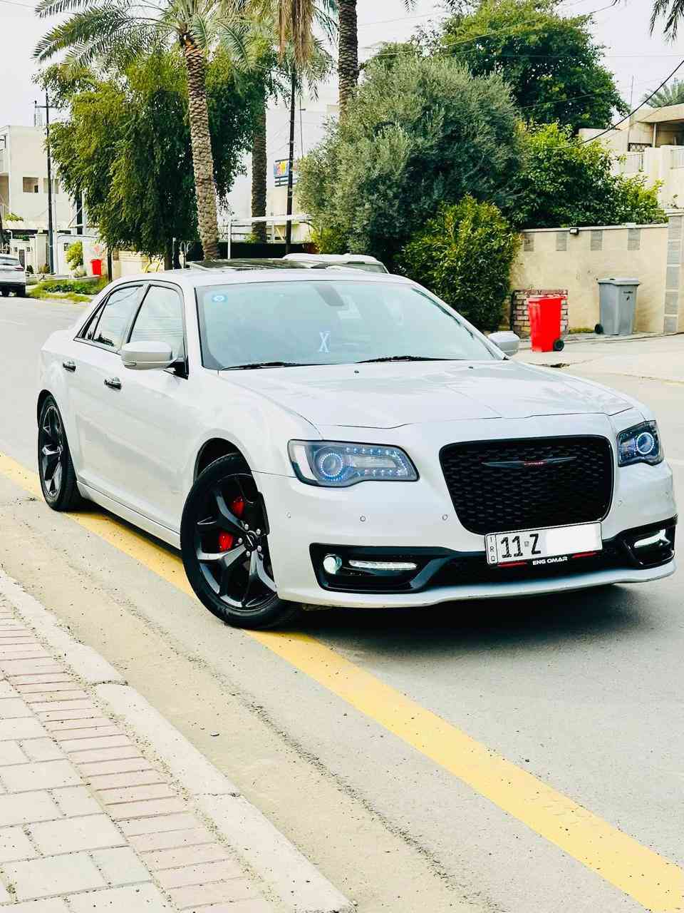 السلام عليكم للبيع
كرايسلر  Chrysler 300S 🇺🇸🏁
اوباما S300 اصل s

الموديل :2022 
المحرك :   V6 . 3.600
العداد : (50 الف).
اللون :سلفر 🥇

*دمام خلفي 
*نضام صوت Alpine                                  
*فتحت سقف بانراما  ☀️
* لايت امامي خلفي LED . ⚡️
* كاميرا خلفية . 📷
* حساسات خلفية و امامي .
* ويل قياس 20.🛞
* مري هيتر .♨️
*نقطعة عمياء .
* تشغيل عن بعد . 
* ماوس .🖱️
*رادار خلفي 
*كشن كهرباء ⚡️
*اربع كشنات تدفئة و تبريد ☁️
* نظام خرائط GPS . 🗾
* شاشة كبيرة قياس 8.4 أنج  🖥️
* كير شفتر بالستيرن . 🏁
* اربع مودات قيادة ❄️
* مثبت سرعة . 
*مقاعد جلد لون اسود امختم s 

وارد امويكي حادث جاملغ و بنيد  بدون دواخل ابد 
ايرباك راجع ستتم ابلاد وكالة 
و السونار مالتهة ناشره 

رقم بغداد الجديد اب اسمي 
🔴مكان السيارة : بغداد العامرية 🔴
السعر مناسب 243 ورقة 💵💵و بيهة مجال 
للاستفسار اكثر الاتصال عل لارقام
 ***********☎️اتصال
