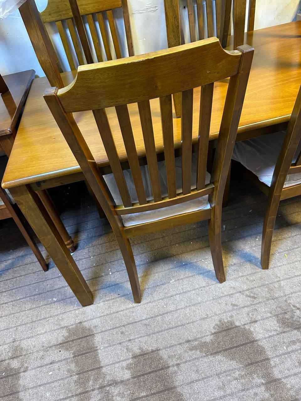 ميز طعام خشب زان صبغ حراري 
4 كراسي (120*70) 
السعر 325 الف 
6 كراسي (140*80) 
السعر 460 الف
متوفر توصيل لجميع للمحافضات الصويرة, واسط


**إذا كنت صاحب هذا الإعلان وتريد حذفه لأي سبب، رجاءا أرسل رسالة إلى الدعم الفني**