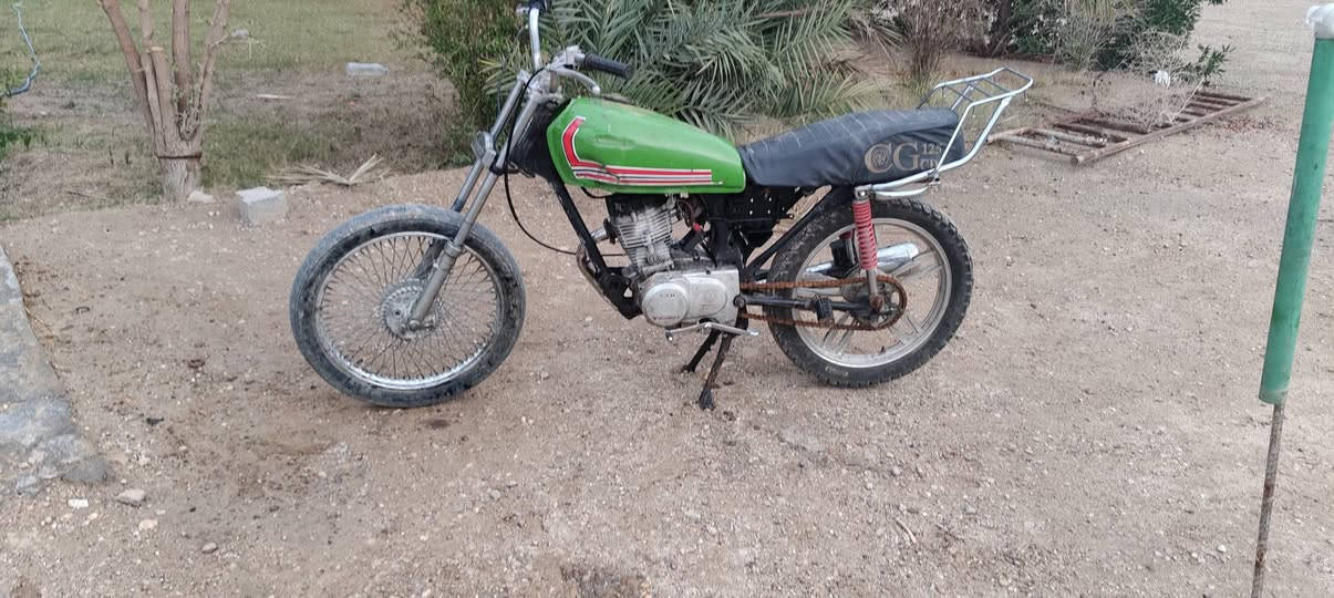 موطور ايراني 4 كير للبيع سعر 225 او بي مجال  ***********
