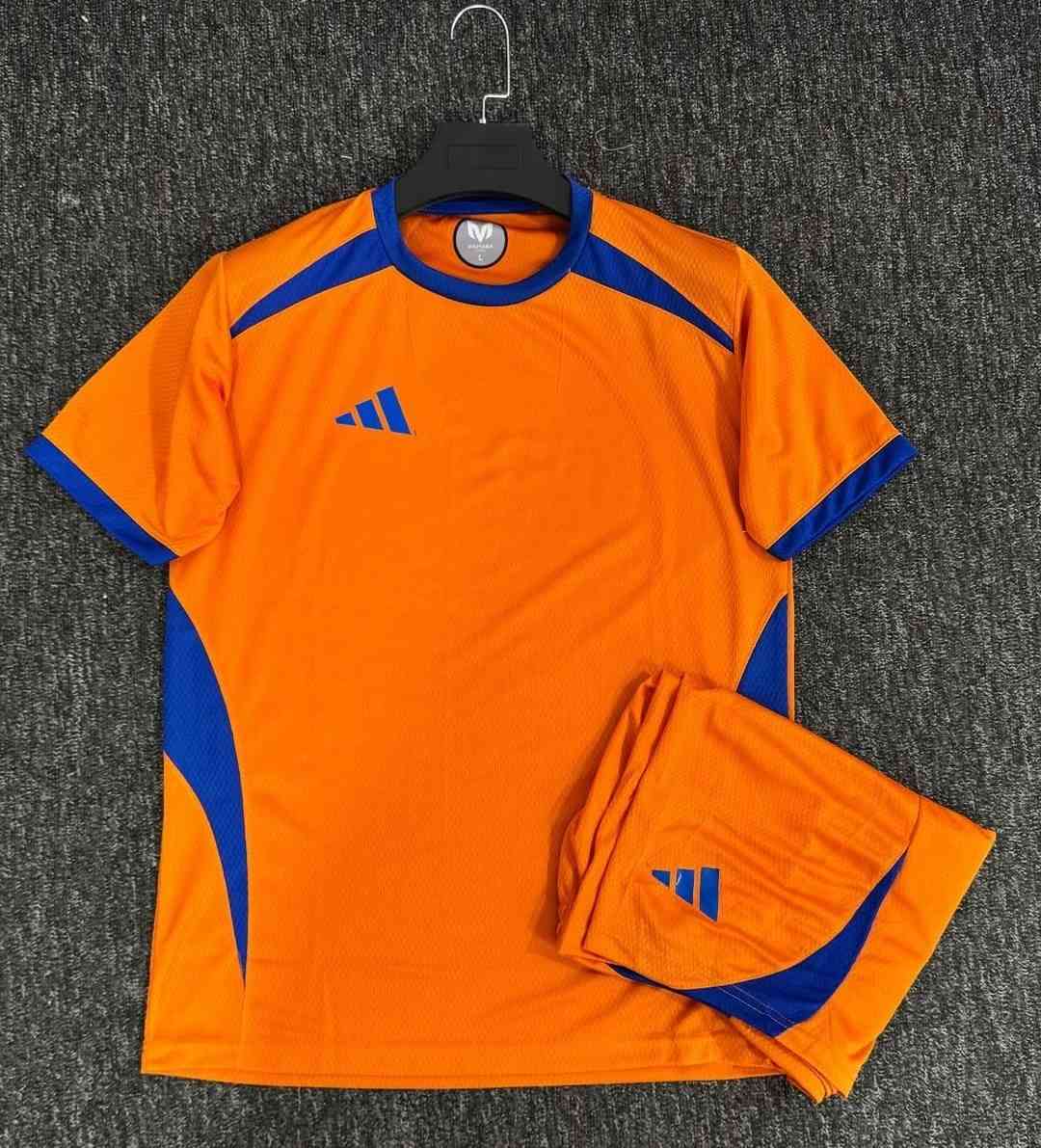 بسم الله الرحمن الرحيم 

دريس وشورت اصلي 

قماش مثقب خلية النحل 

قياس /ML/XL/XXL

يوجد توصيل لجميع المحافظات 

للاستفسار خاص او على ***********واتساب
