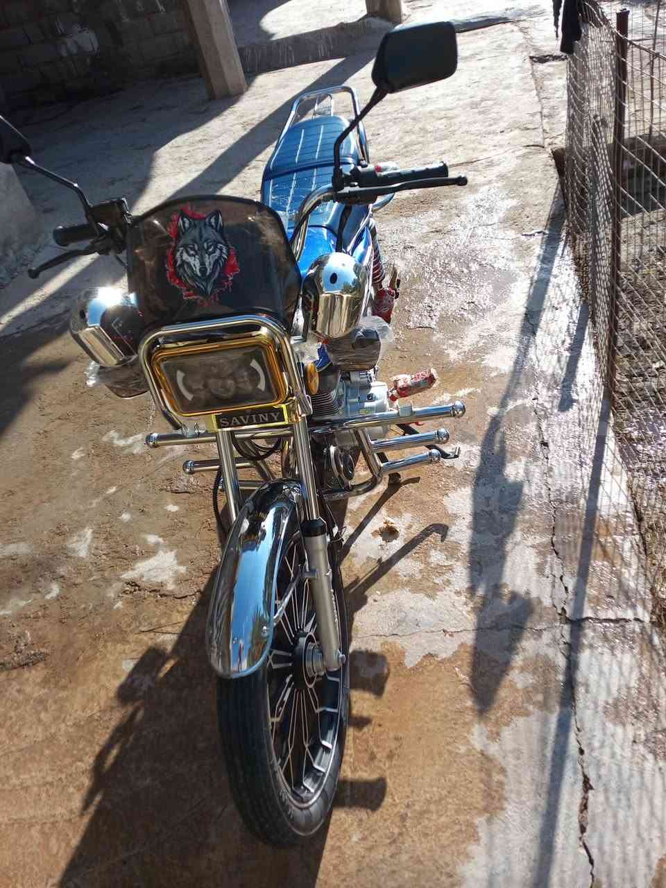 السلام عليكم موطور للبيع السعر 800 بي مجال منفيس اوراق كامله المكان جولان  الستفسار على هاذا الرقم واتساب ***********
