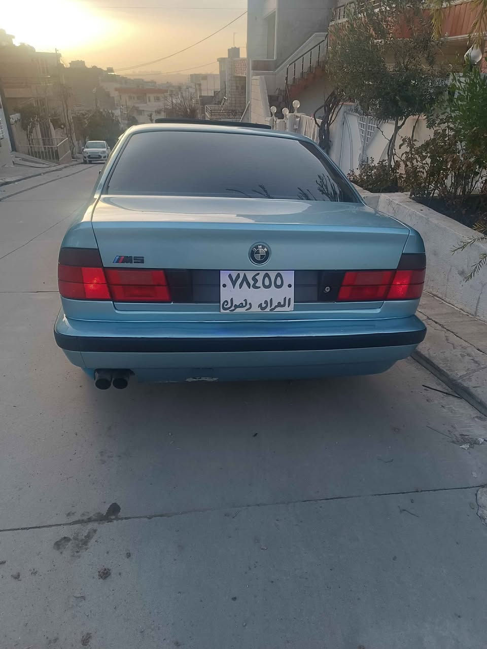 Bmw 1990. 525     گير عاديي ته بريد چوار جام كاره با سلايت سوكان ئم ويل ئم هه مو گياني كراوه به ئيم كوشن سياحي ناو گيچ ئيم سيديو ئيم بري فايه ري بو به سراوه كامل جوانكاري ليدو ته رتيبات.  گيرو مه كينه ي به شه رت چركه ي تيانييه ته حويلو غرامه و وه كاله به شه رت.  500 دولار غرامه ي له سه ره دواي معامه له ئه يگيرمه وه ده عمو ليدراوي نييه نرخي 65 گه لاو معامه له.    *********** السليمانية, العراق
