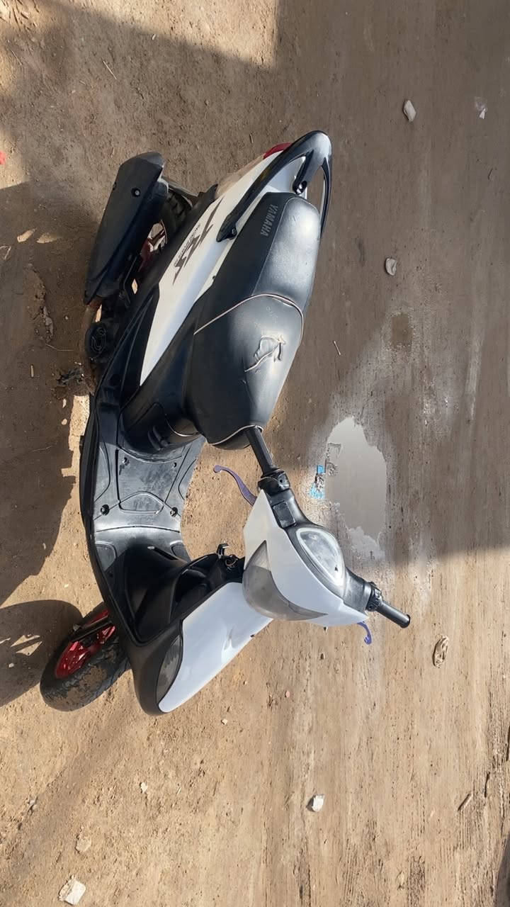 السلام عليكم ماكس عدله دراجه حلوه ومرتبه بلاديه البوشه مكينه بس ولفات وفاتحه عل ايدي غير الولفات اخسرلك دراجه شرط كهربائيات كله تشتغل هورن اشاير سلف هندر كلهن شغالات كفره البلادي تكسر كفراته جدد ونوعيه مضبوطه هاذ رقمي واي ستفسار برسم الخدمه ‭٠٧٨٨ ٧٧٨ ٦٦٢٠‬
