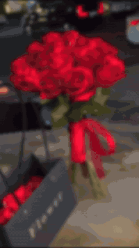 #مسكة_ورد ❤️

📍 مرحباً بك في عالم الأناقة والتميّز 
هدايا من ماركات عالمية فاخرة 
_🕰️ ساعات كوالتي | نظارات فاخرة
نقدّم لك تشكيلة مختارة بعناية من أرقى الساعات الرجالية والنسائية، والنظارات الشمسية والمحافظ الرجالية والجزادين النسائية وجنط المنى باك  من أشهر الماركات العالمية – وبكجات التجميل والمكياج  بأسعار تنافسية وضمان جودة.

✔️ توصيل سريع وآمن لجميع المناطق والمحافظات

🔔 تابعنا وكن أول من يعرف عن العروض والتشكيلات الجديدة

للاستفسار والاتصال 📲 : ***********

YOUSEEF_FLOWERS🌹❤️🌻dy

💵📲 للتحويل على رقم الماستر : 
7117033279

يوجد دفع عبر الحوالات الداخلية والخارجية_زين كاش_كاش_رصيد

📍 عنوان المحل : السيدية_شارع 40 مقابيل حراير كافية 
متوفر الموقع على تطبيق ويز وخرائط كوكل

#وردطبيعي #هدايا #اكسبلور #زهورصناعية
