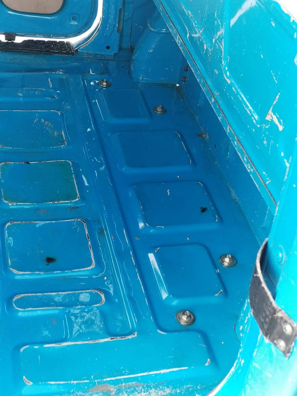 السلام عليكم تكتك لبيع 22 بسمي *********** بغداد مقبيل مستشفى حمادي
