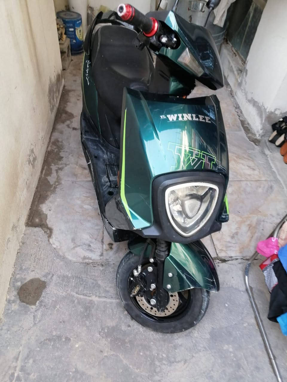 سلام عليكم دراجه شحن نضافته 95دراجه مال بيت وراعيه رجال جبير يعني دراجه مامتعوبه وبطاراته جديدات ماصارهن شهر من شادهن وعارضه 600وبيه مجال الطيبين الموشراي لا يتعب الرجال هاذا رقم صاحبه ***********
