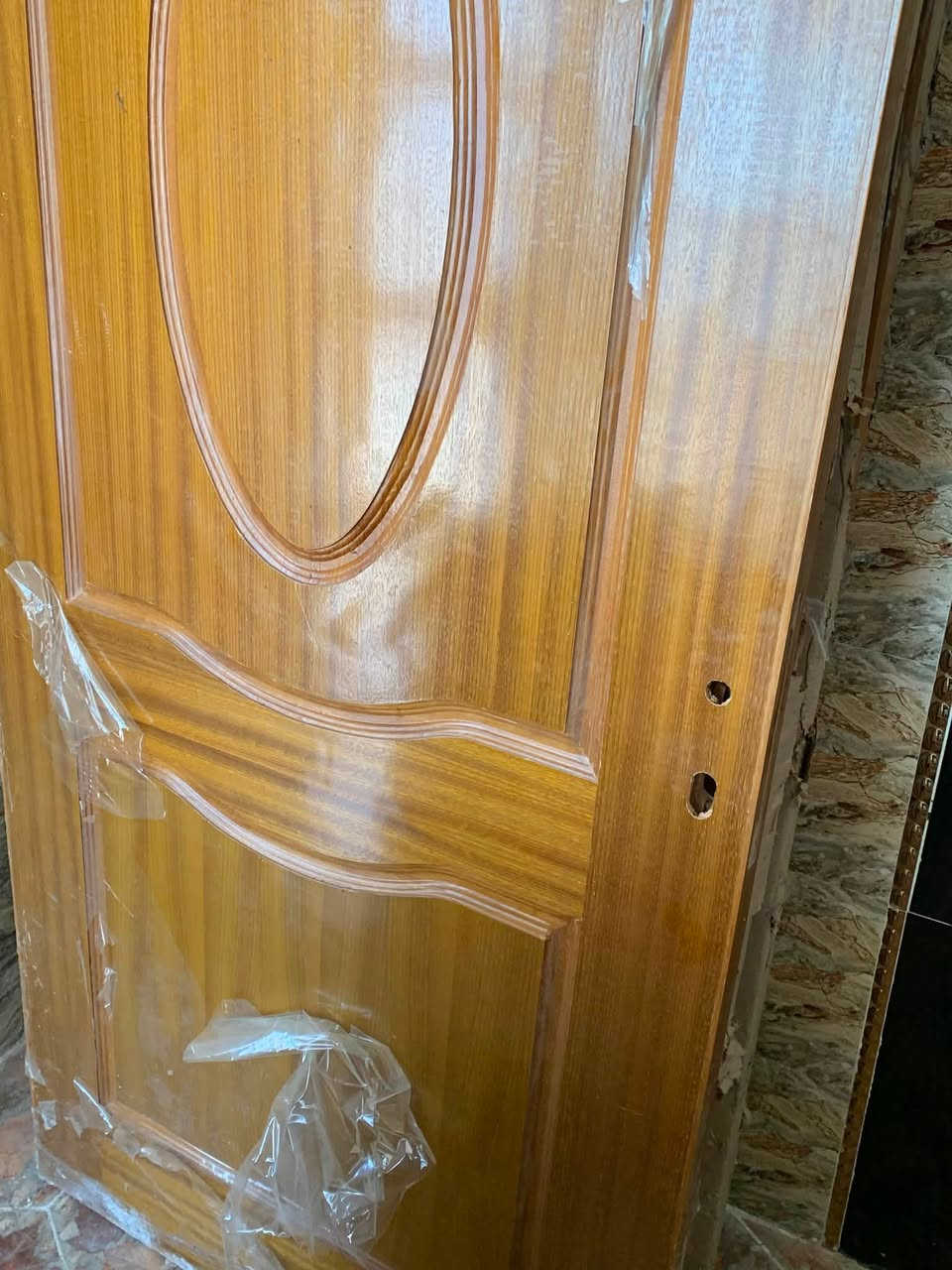 السلام عليكم 
أبواب خشب
جدد مامستخدمات
العدد4
الطول مترين ستندر والعرض تسعين
سعر الواحد ٧٠ قفل 
واذا شلع ب٢٥٠
معاهن ملابن 2 هديه
مكان السلاميه

