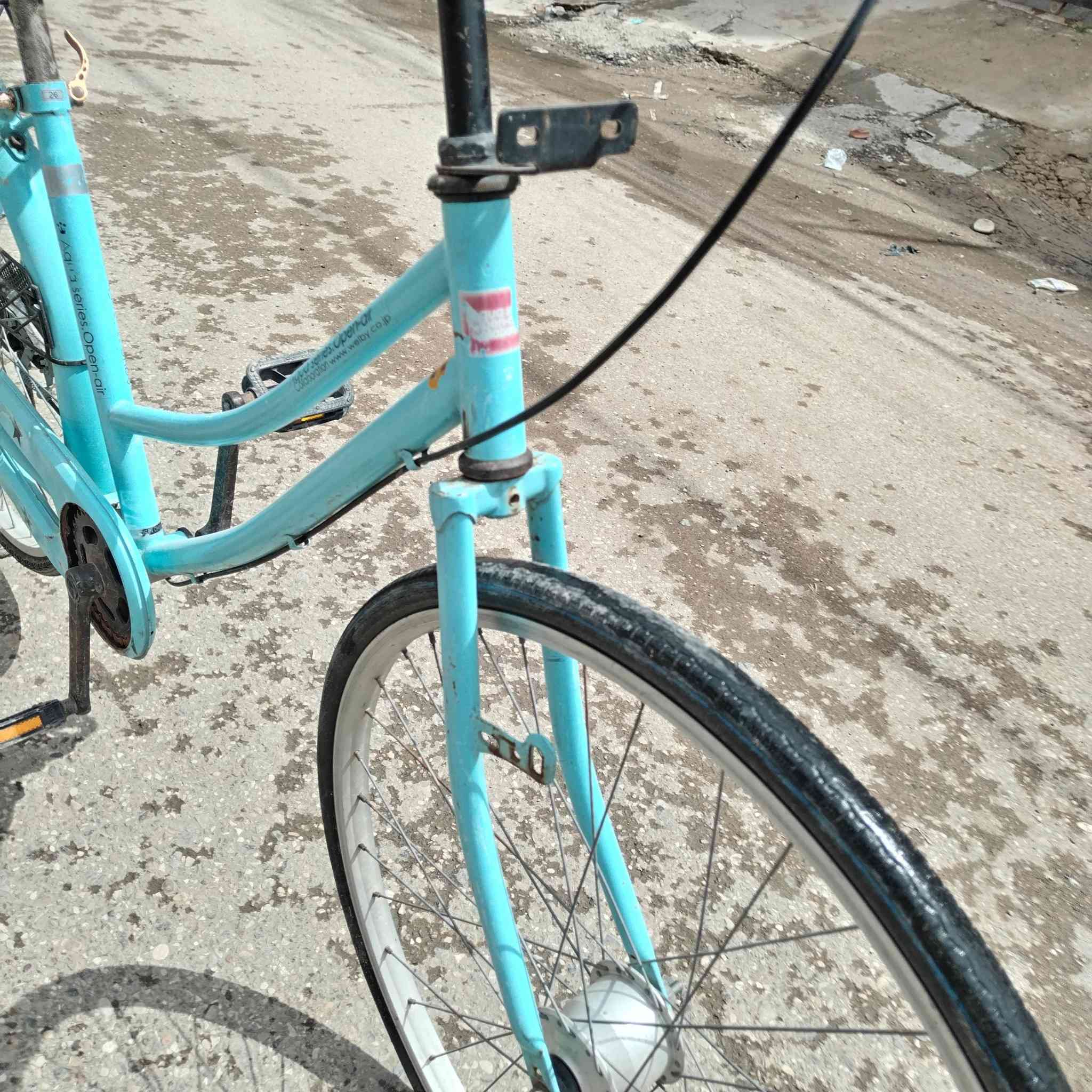 سلام عليكم  بايسكل للبيع  لون سماءي 🩵 شغال سعر 75 وبي مجال   مكان ديالى بعقوبه   الاتصال على *********** #الجميع
