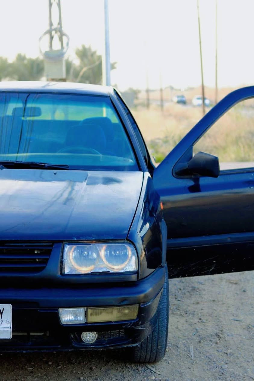 كولف فنتو 95
محرك 2000 كير اوتو 
رقم بغداد باسمي 
سيارة حلوة نقصها شغلات بسيطة 
السعر  38 $
للتواصل ***********
