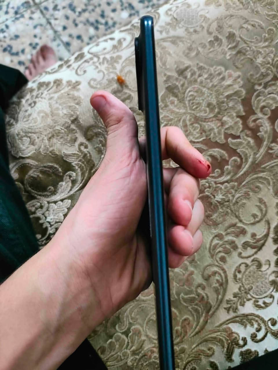 السلام عليكم
تكنو بوافه سليم 5G 
رام 16 8+8
المساحه 256 المرغوبة 
الجهاز مامفتوح شرط 
صارلي شهر من اخذتو يشغل 90فريم بوبجي 
سلس حيل 
مع كامره 50ميكا بكسل مدعمه بل ذكاء اصطناعي 
الجهاز بي لد ضوئي في الكامره
بطاريه 5100ملي امبير 
انحف جهاز بل عالم  
300بي مجال للطيبين 
للاستفسار على الرقم ***********
