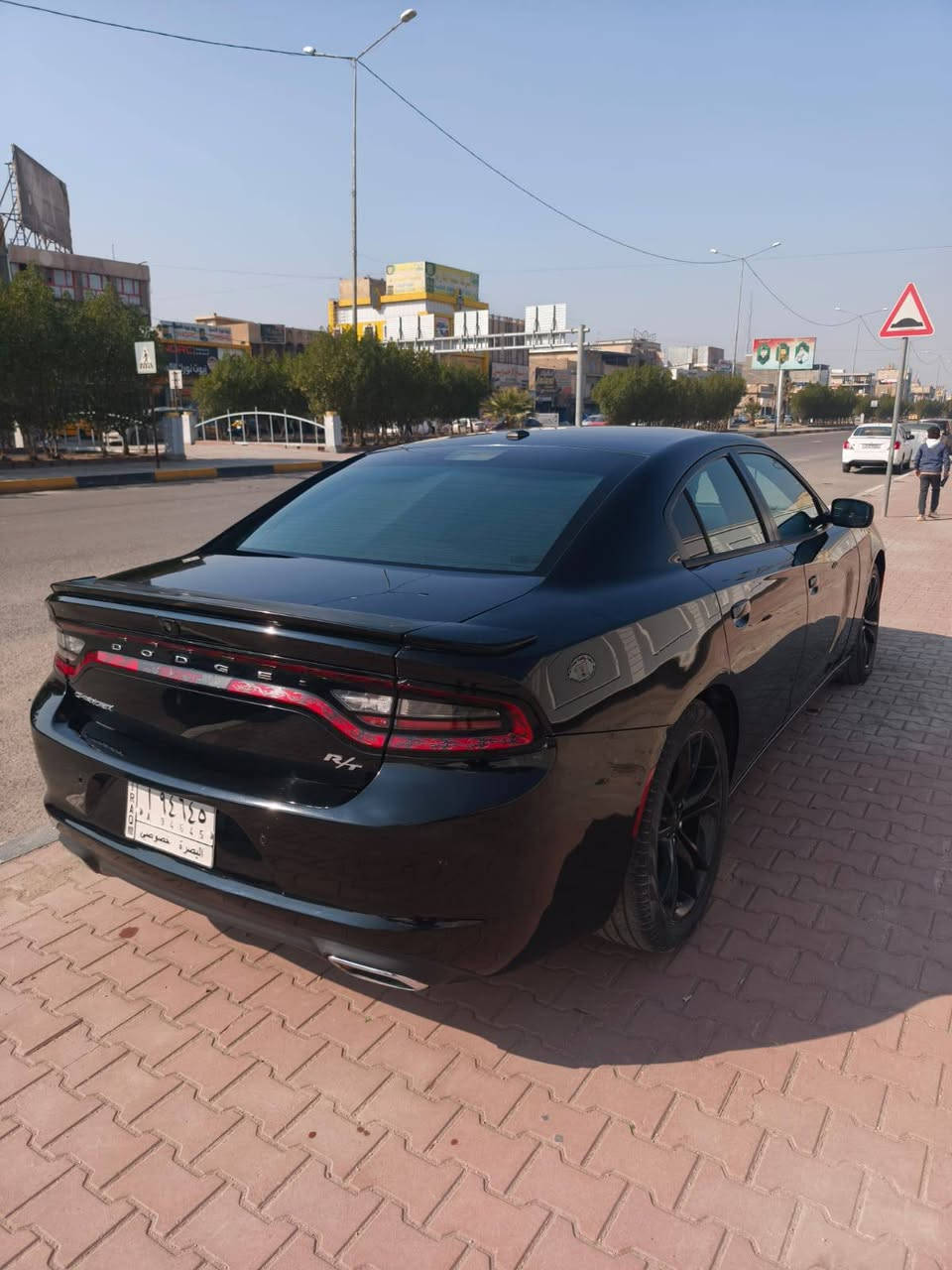 السلام عليكم 
چارجر 2016 وارد امريكي.كفاله من الصبغ. بيهه قطعه وحده تبديل نفس اللون فقط. بدون ايرباك فقط قبق الجنطه مبدل. سياره جاهزه بدون نقص برغي. ماشيه 135 رقمها بصره بأسمي طخم تاير جديد حداده ادامه محرك جديد 
ادامه للتبريد ربل محرك جديد 
سعر 180
للإستفسار *********** \ ***********
