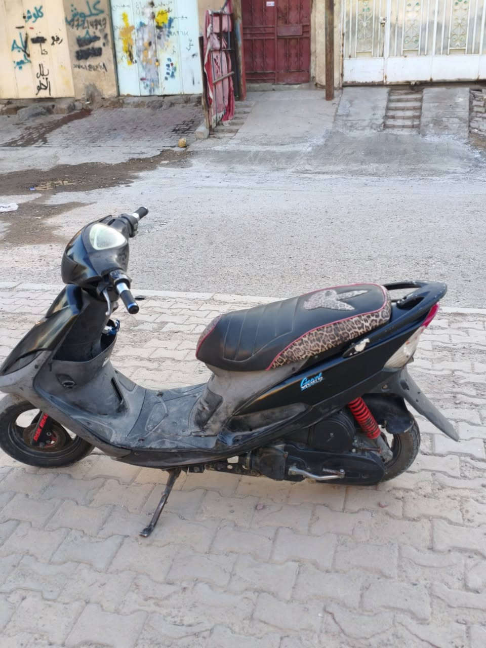 سلام عليكم دراجه ماكس عدله لبيع بوشه 49بلادي دراجه كفاله عامه نضيفه شلعه معدل مكينه مكفوله مامفتوحه لبيع أو مراوس بايراني نضيفه محتاجه لشغلل ***********
