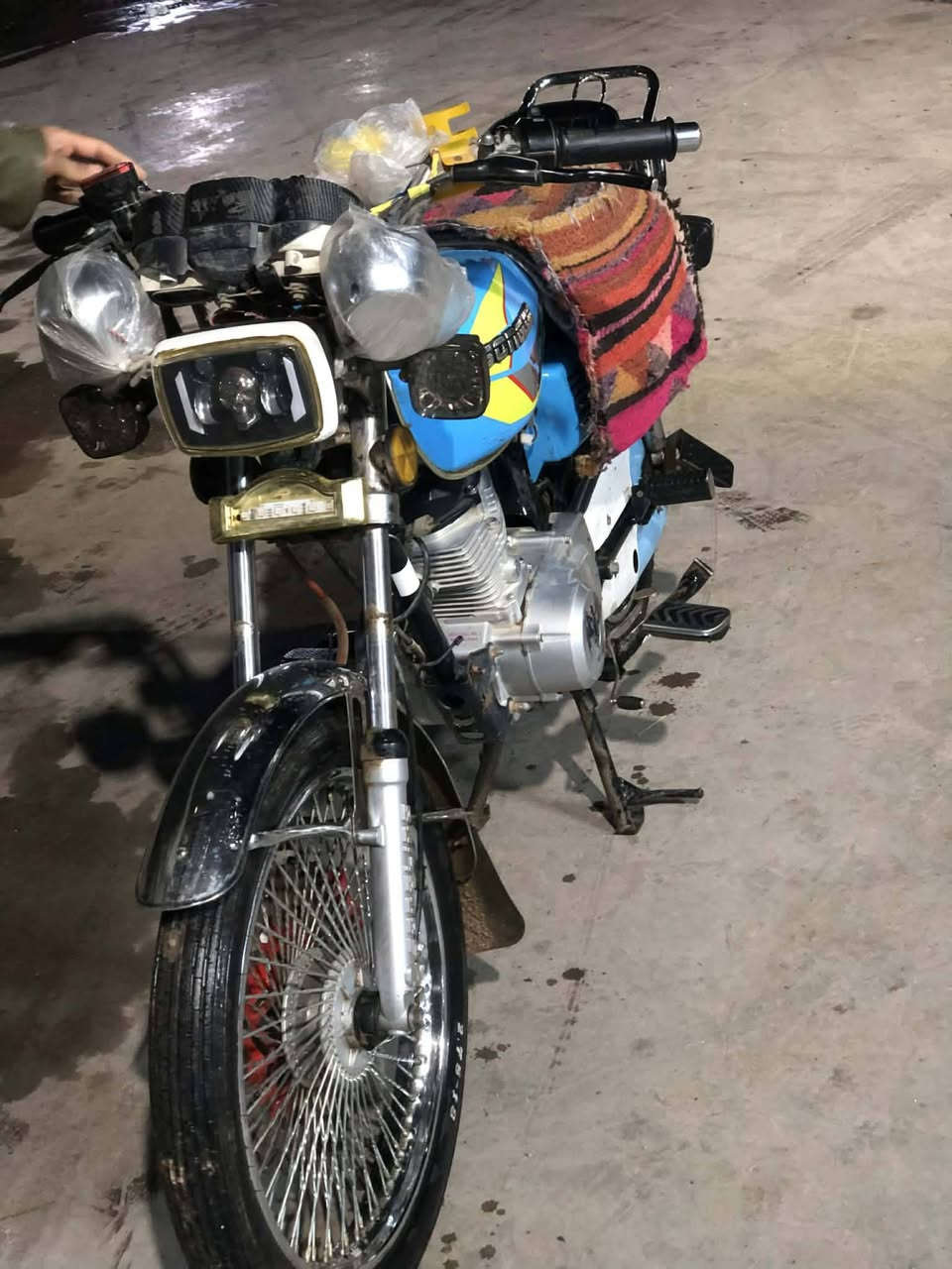 سلام عليكم دراجه تايكر موديل 24 اخر كصه مراوس نامه تايكر نقوصاته فقط دشبول محتركه خريطه مالته جوزه الجبن طاكات مال دبل امامي كهربائيات كله شغاله دراجه سبانه ما مطخوخه اوراق كارتونيه ماكني ديالى الخالص فقط مراوس ما بيع رقمي *********** خاص مفتوح
