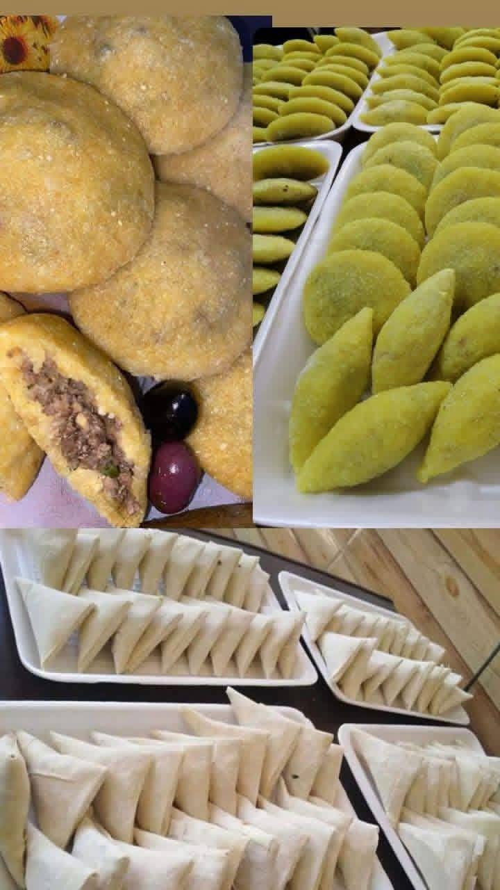 صباح الخير مستعدون بتجهيز طلباتكم من جميع الاكلات والملبس والفطائر للحجز على الرقم *********** واكو توصيل ان شاء الله
