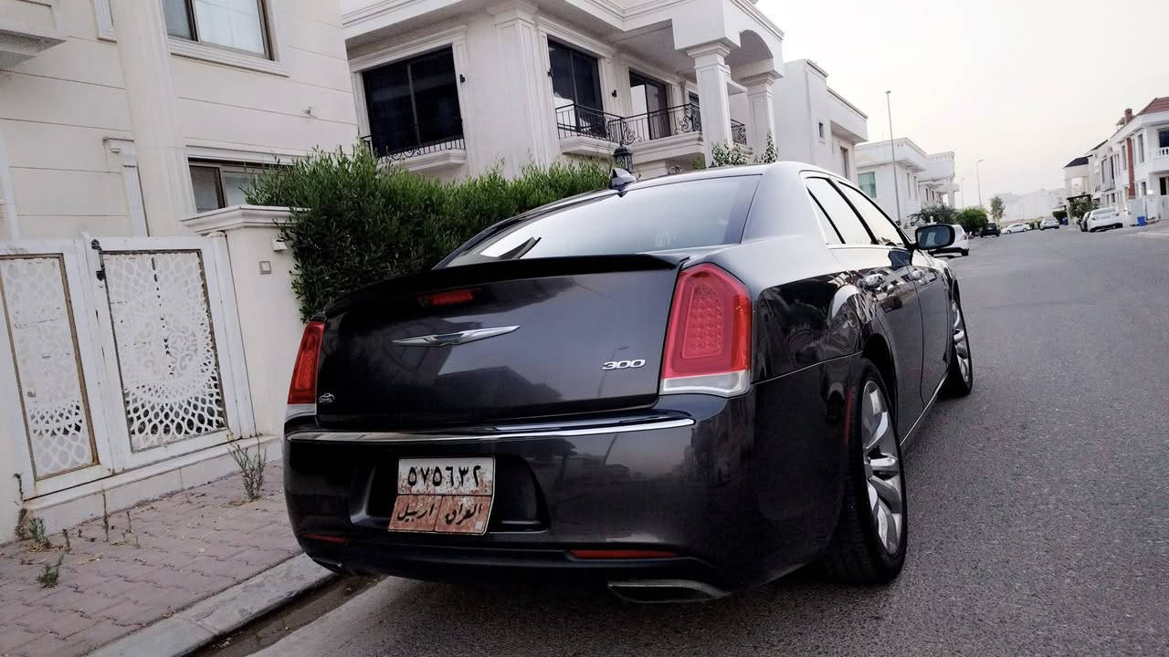 اوباما ٢٠١٨
فول فول ١/١ 
 كشن تدفئه + تبريد 
 كشن ميموري خزن 
  مرايا قلاب 
بانوراما 
محرك ٣٦٠٠
  السياره ماشيه ١٥٠ الف  ميل 
 السياره مابيها لابجم ولا ايرباك 
 فقط بيها تكمه السكن صبغ  وشويه بارد 
للاستفسار الاتصال على رقم ***********
مكان السياره اربيل
