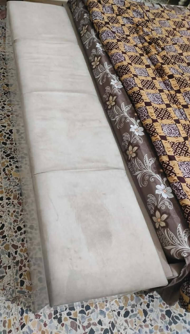 غرفه تركيه 10 قطع نظيفه  مابيها اي ظرر والمؤشر عليهن اناره شغاله السعر 550 وبيها مجال للشراي العنوان بغداد الدوره الشراي يراسلني خاص @إشارة


**إذا كنت صاحب هذا الإعلان وتريد حذفه لأي سبب، رجاءا أرسل رسالة إلى الدعم الفني**