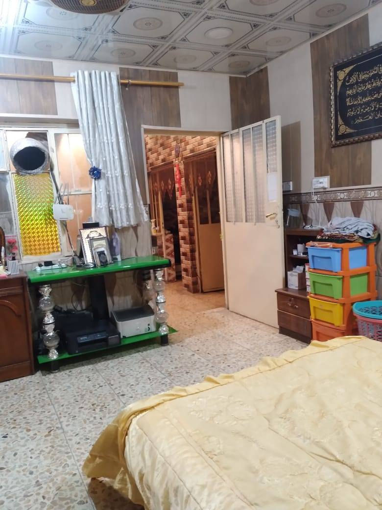 نص قطعة طابق واحد ترميم جديد  ٨٠ متر للبيع خلفية قطاع ١٥ بالشعلة ***********
