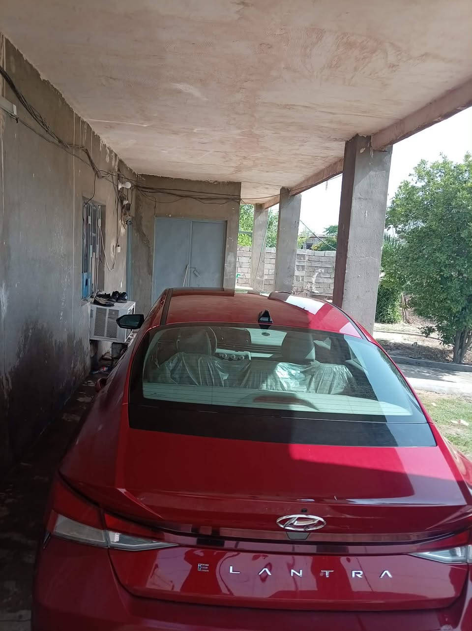 من رخصة الامن النتره موديل 2023امريكي بيهه بنيد مبدل فقط والباقي مكفول تحكم استيرن رادار تحديد مسار محرك 2000  سبير ما نازل رقم بغداد تحويل مباشر السياره جديده بمعنى الكلمه العنوان بغداد الدوره قرب سريع الدوره الجديد رقم الهاتف *********** رقم بي واتساب السعر 150وبيهه مجال بسيط حك جيتك
