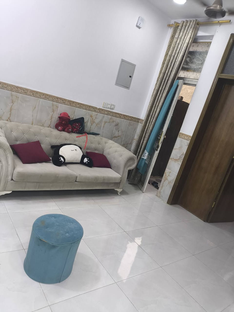 بيت طابق واحد للبيع طابو زراعي سند 25 تحويل موباشر المساحه 100متر بناء حديث درجة اوله العنوان بابل شارع 80 خلف البانزيخانه الجديد بشارع المحوله الول السعر كلش مناسب بنسه المنطقه 
***********

