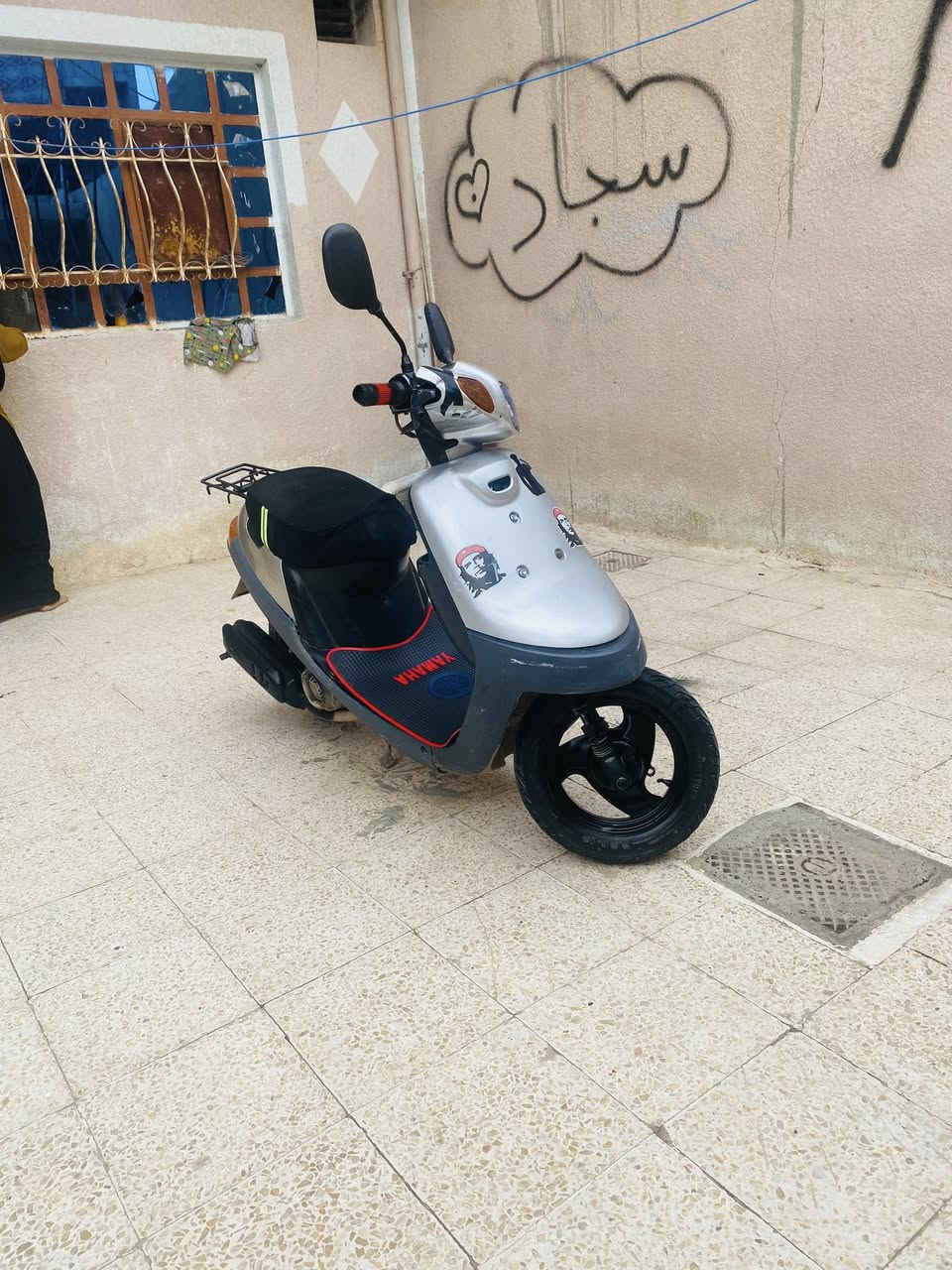 السلام عليكم موطور بوتين نضيف كلش  معمر مره وحده كهربئيات كله شغاله سلف شغال يعوزه باتري موطور نضيف وشرط شلعه نار هاذا رقمي *********** ادفع سعر عجبني ابيعك بي التريشه الايسار مكسوره
