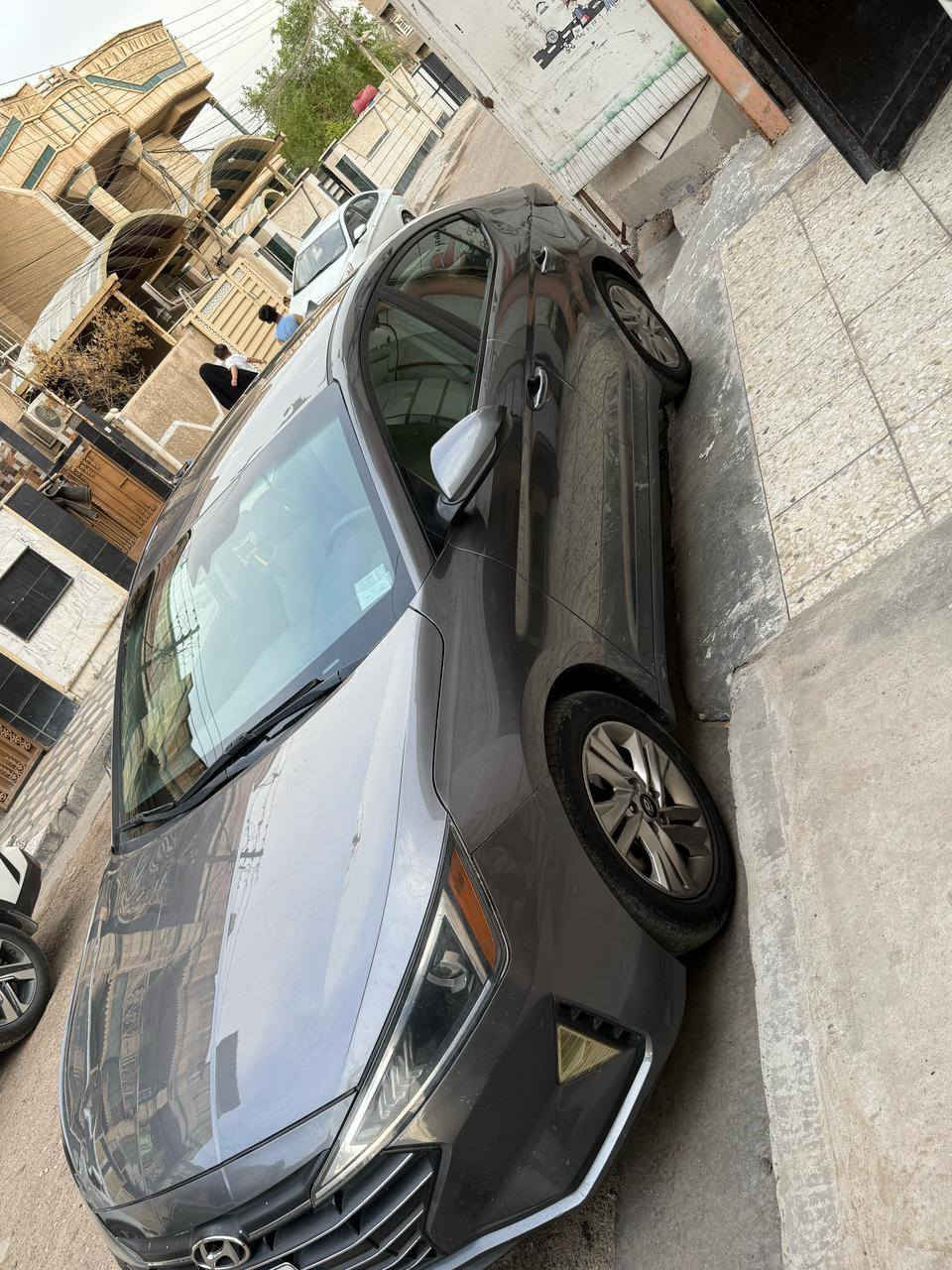 للبيع النترا امريكي نص فول موديل 20 (كير ايتي ) الحادث دعاميات فقط مكينه مفتوحه بعض الحالوب فوق القماره بسيط جدا ماشيه 107 صور الحادث موجوده بلمنشور  مكان السياره حي اور السعر 130 دولار وبيه مجال للشراء ***********
