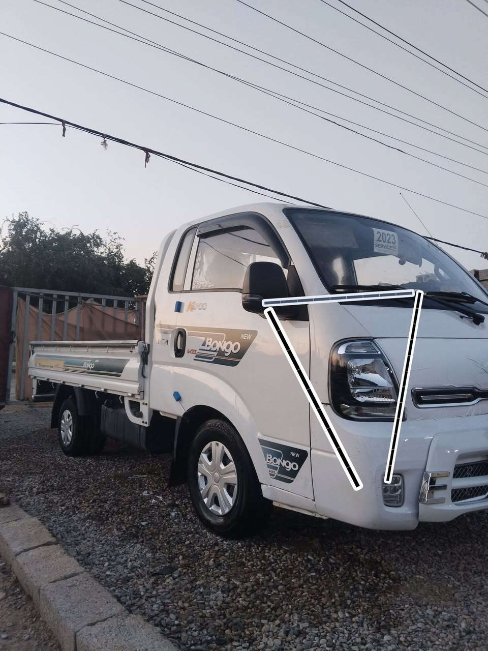 يالله سلام عليكم كيا بنكو موديل 2023 رقم بغداد سنويه ل 29 ماشيه 115 الف سياره زيرو نضيفه. كلش مال جناي مكينه كير اكسل شاصي كله نضيف 
كهربائيّ كله شغال شأشأ كامره شرط تحويل 
سياره بيها طخه بسيطه بل مازده 
مبدل باب وبنيد بلادي 
سعرها 125 وبيها مجال 
مكاني ديالى بعقوبه 
*********** مو شراي لا تتصل رجاء
