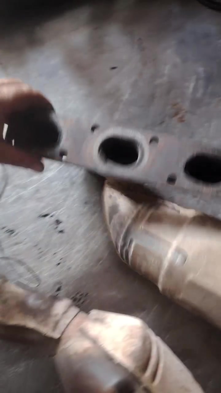 سلاام وعليكم حجر بيئة مال BMW E39 E60 محرك  M54 نضيف كلش يرهم عل صغر ميماتي ***********
