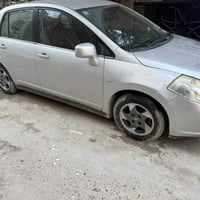 فيرسا 2007 مصبوغه حزام   السعر 65 وبيه مجال   07706040427