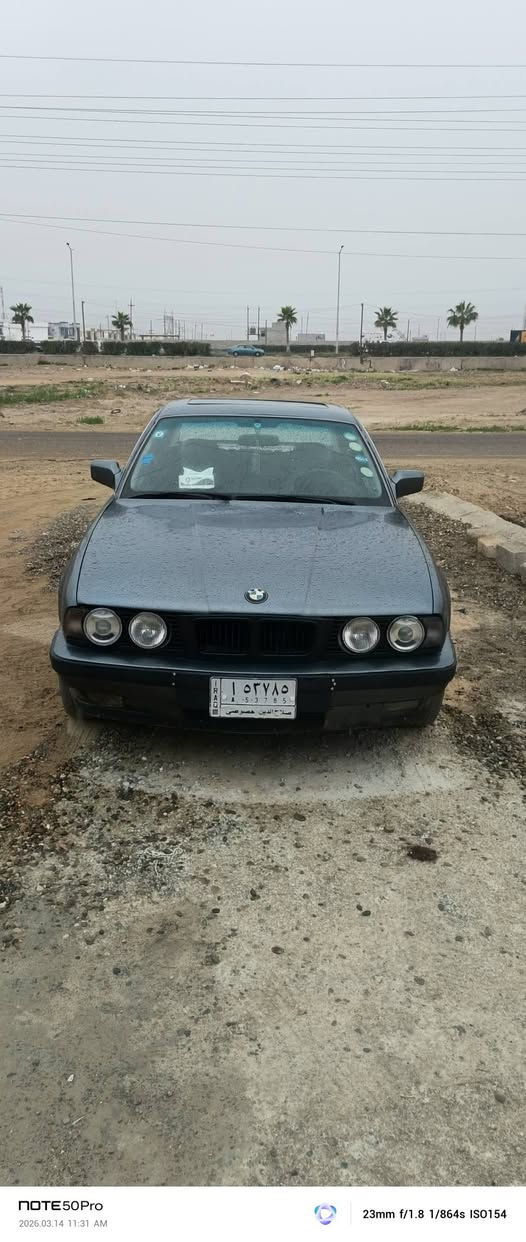 اسلام عليكم
للبيع بي إم موديل 90 محرك مفتوح كير عادي 
محرك جديد شرط لا تبخير ولا تنقيص مصبوغه عام جماليه
مكفوله من الحادث تبريد شغال غرفه نضيفه كهربائيه شغاله
سنويه لل 28 صلاح الدين شرط التحويل السعر 45
مكان السياره صلاح الدين القادسية رقم (***********)
