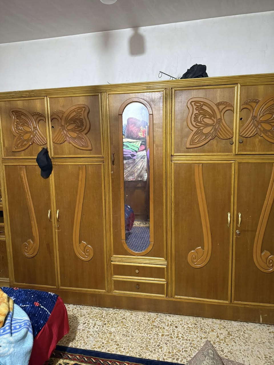 السلام عليكم مرخصت الادمن غرفت اخشاب للبيع مثل مشوف كدامك هل موجود جربايه وزاويه وميز وكنتور سعرها 500 وبيها مجال رقم راعيها لتراسل مو الي والله ‭0775 560 5659‬
