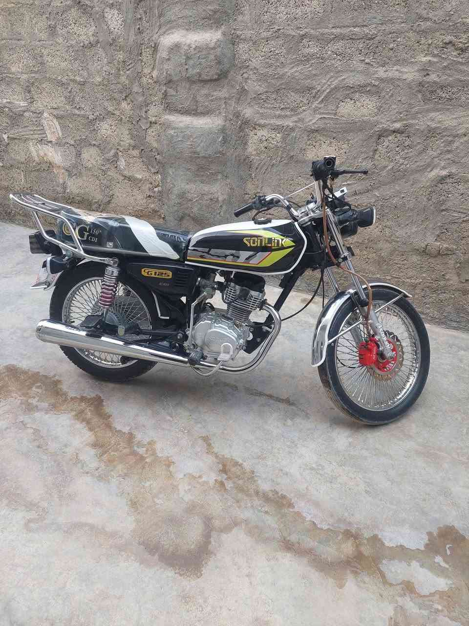 للبيع ماطور 4 كير موديل 24 سونليك شراي يجي خاص ويدلل


**إذا كنت صاحب هذا الإعلان وتريد حذفه لأي سبب، رجاءا أرسل رسالة إلى الدعم الفني**