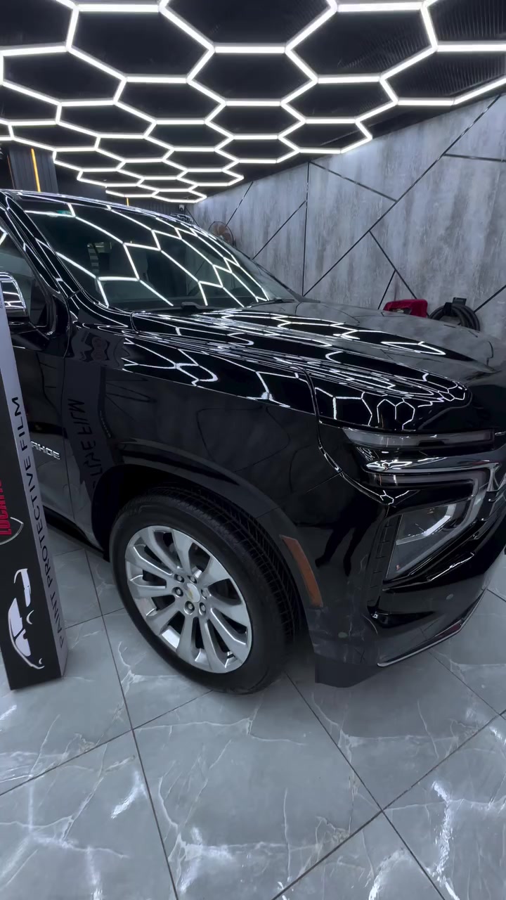 سيارتك ليست مجرد وسيلة نقل. إنها انعكاس لشخصيتك، ومكان لذكرياتك، واستثمار مالي كبير.
لماذا تخاطر بجمالها وقيمتها السوقية؟
مع ارتفاع تكاليف الصيانة وإعادة الطلاء، أصبح الحل الذكي هو الوقاية. نقدم لك أفلام الحماية الشفافة (PPF) المبتكرة، الدرع غير المرئي الذي يعمل على:
💎 الحفاظ على الطلاء الأصلي: السمة الأهم عند إعادة البيع.
🛡️ مقاومة التلف اليومي: من الرمل والحصى والحكات الخفيفة.
✨ مظهر لامع وجديد دائماً: الفيلم يعزز لمعان الطلاء ويحميه من البهتان.
🔧 استغناء عن القلق: تمتع بقيادة خالية من التوتر بشأن كل خدش بسيط.
نحن نضمن:
استخدام أفضل الخامات العالمية.
فنيين معتمدين ومتخصصين.
ضمان طويل الأمد يغطي عيوب الصناعة والتركيب.
لا تنتظر حتى فوات الأوان وتضطر لإصلاح الأضرار.
بادر بحماية سيارتك اليوم واستمتع براحة البال.
اتصل بنا الآن واحجز موعدك:
[***********]
[https://nano-location.com]
[NANO LOCATION CAR CARE ] - لأن سيارتك تستحق الأفضل.
