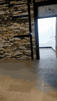 شقه للايجار الأعظمية قرب مسجد عنبر طابق اول تحتوي على غرفة نوم وصاله ومطبخ وخدمات. للاستفسار.. ***********
