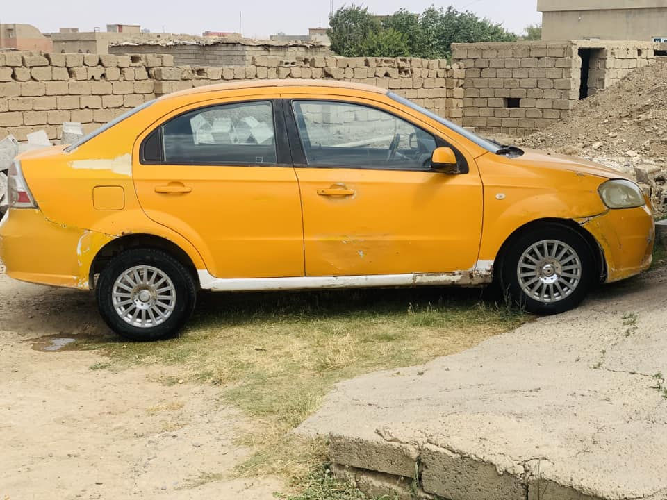 السلام عليكم
اڤيو موديل 2006 تكسي 
رقم تاءميم            السياره مدفوعه ضرايبها 
شرط محرك لاتنقيص والا تبخير 
السياره متچيه على صفحى 
تواير جوز جديد وجوز نص عمر
سنويه منتهيه 
داخل نضيف
كيجاتها شقاله 
لايت ناصي عالي
جوم كهربائيه
السياره گير عادي اقتصاديه
دوشمه جديده 
سبير جديد
سعر السياره 30وبيها مجال 
الستفسار 👈***********
وذا مراوس بادوات هم يرهم
