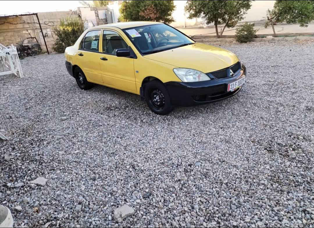 رقم الهاتف *********** السلام عليكم هاي سيارة لانسر موديل 2010 وحلوة وكاعدة وتخم وتايرات جديدة مكفولة باسمي وتحويل مباشر وسعر 75 وبيها شي قليل مجال ورقم بغداد ورقم جديد نكليزي
