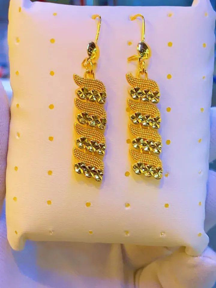 السلام عليكم كل عام وانتم بالف خير وصحة وسلامة
احلى موديلات الذهب اقصاد موجود للاستفسار على الخاص وشكرا


**إذا كنت صاحب هذا الإعلان وتريد حذفه لأي سبب، رجاءا أرسل رسالة إلى الدعم الفني**