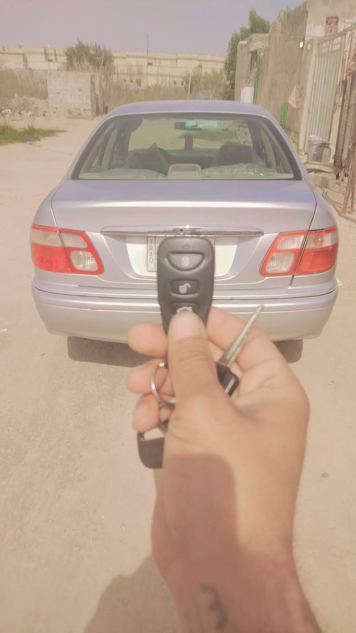 سياره نيسان صني للبيع مكان نجف الموديل 2000 رقم قادسيه مشروع وطني سياره مصبوغه صبغ عام جير ومكينه خير من الله  *********** السعر 53 وبيها مجال
