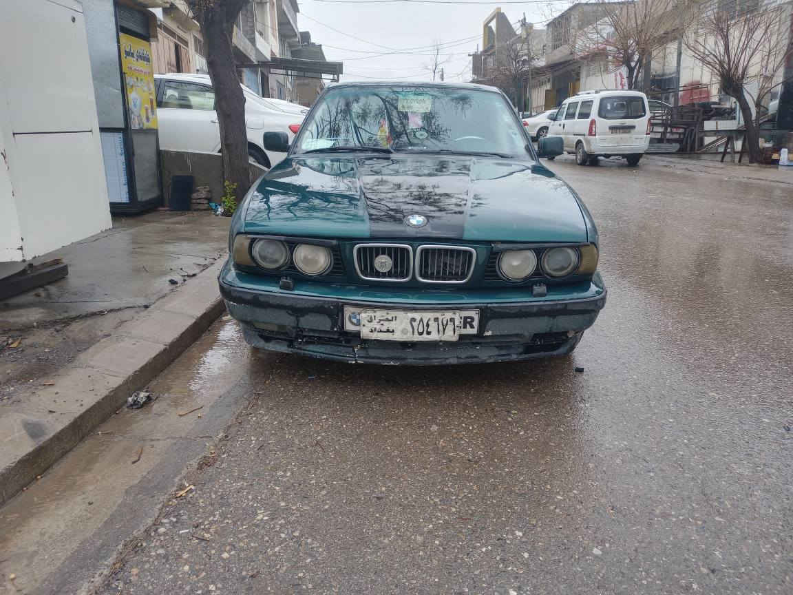 bmw525i 1992
ئارمی پلاستیکی هە ولیر پاکانه شم بۆ کردووەو غرامە شیم یاوە بە شەرتی تازە کردنە وە 
مە کینەی 25 کە پسی گیر عا دی گیر و مە کینە و ئە کسلی بە شەرت  پیش گە ورە یە لایت ئە لقە گیچ ئە لقە  چوار جام کارە با سالۆنسای سپۆرت و کاتمییشی لە سە رە   پیش و داوایم تازە داگرتوە   کارە بای کامل مە زبوتە.

فرۆشتن و گۆرینە وە.
38 معامە لە.. السليمانية, العراق


**إذا كنت صاحب هذا الإعلان وتريد حذفه لأي سبب، رجاءا أرسل رسالة إلى الدعم الفني**