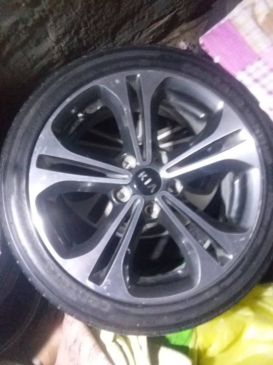 سلام عليكم عندي ويل كب حجم ١٧ جديد  عدد  ه بيع او مراوس بي ويل كب حجم ١٦ مكاني شطره رقم ***********
