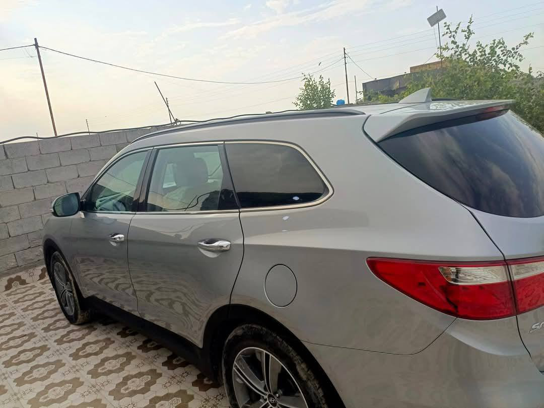 السلام عليكم سنتافي للبيع مديل 16                 السعر 150 مكاني ناصريه الستفسار ***********
