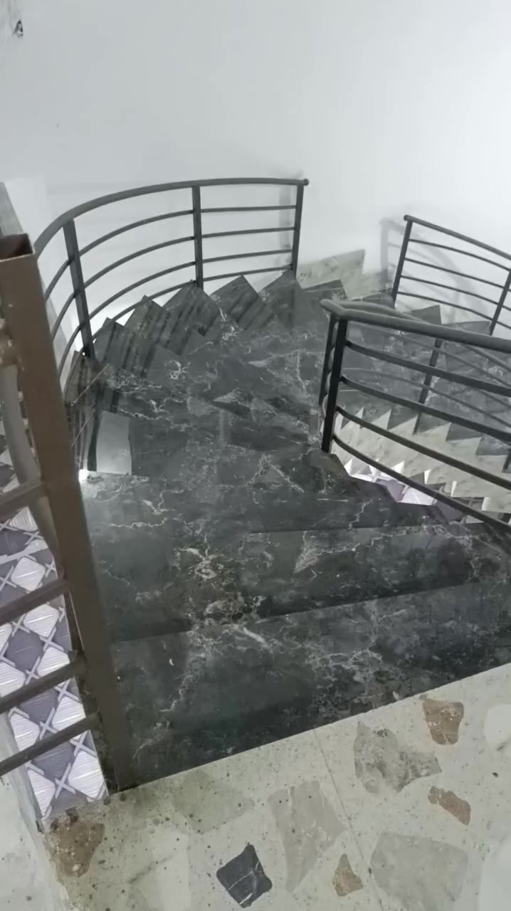 هاذي أعمالي أن شاءالله ينال اعجابكم العندو شغل حاضرين ومتفرغين حالين وهاذه رقمي *********** واسعارنه مناسبه جدن
