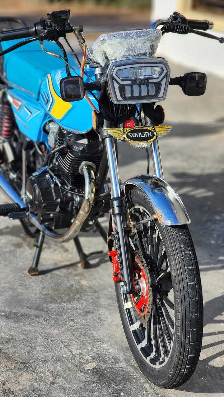 السلام عليكم دراجه لبيع موديل 25 مكفوله مامدود سبانه على محركه اوراق سكنر كهربائيات شغاله كله السعر 775وبيه مجال لطيبين ***********متواجد خاص ورقم
