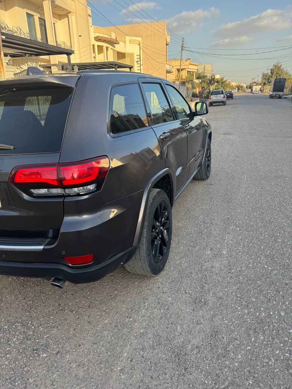 سلام عليكم للبيع او للمراوس جيب لاريدو موديل 2021 رقم اربيل دولي ضرر بونيد تبديل وجنطه وجامرلغ خلفي كشن تدفئه تبريد جنطه كهربائي محرك كير شرط ماشي 60 مكان كركوك للاستفسار *********** كركوك, العراق
