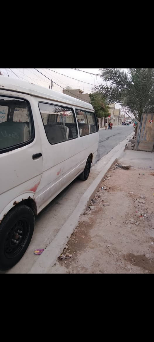 السلام عليكم فتون مديل 14.. موصليه ..موصليه.. للبيع او للمراوس مكينه وكير خير من الله ضربتها بلطويله ابيع كوم حديد مكاني بغداد الكماليه ***********
