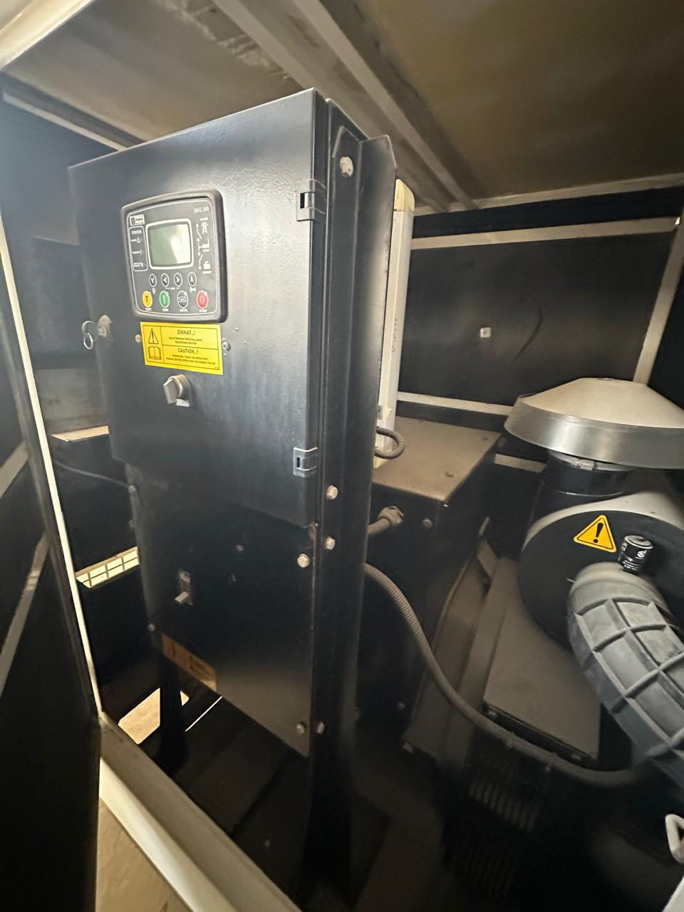 مولده للبيع بيركنز إنكليزي اصلي 100KVA كاتم مستعمل قليل 6 سلندر للأستفسار على رقم ☎️

0772 710 1886
