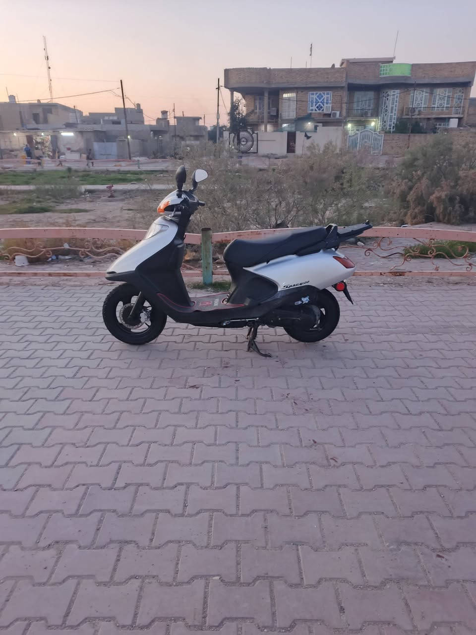 درجة سبيسي ياباني كفرات بلاديه اصليه كابريتر اصليه كهربايات كله شغال بلاديه مبيه أي نقص قفل جنطه ستيرن شغال مكينه خرسه نعومة فول درجة على وضع البلاد الهاتف *********** المكان كوت الزهراء
