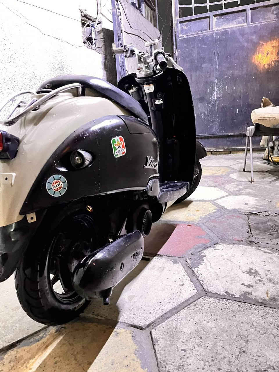 السلام عليكم دراجة كلاسيك  عبد الحليم شغالة   للبيع السعر 250 بيهة مجال العنوان بغداد حي ور رقم الهاتف ***********
